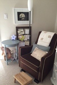 suz_nurseryroomrockingchair