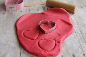 RED-HOT-PLAYDOUGH-VALENTINES-DAY1
